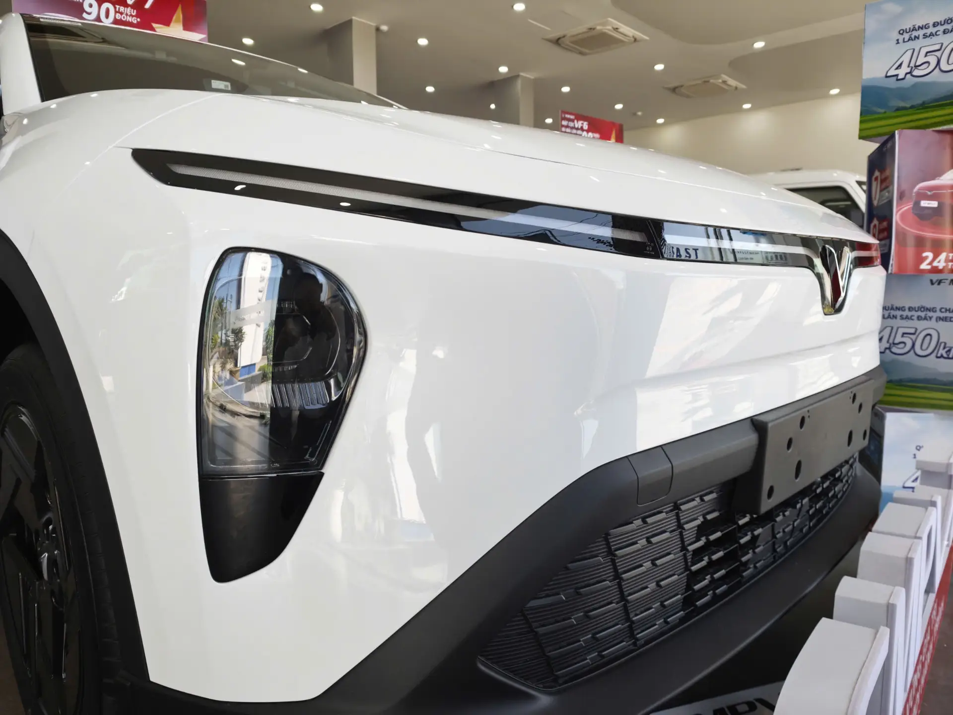 Đèn LED VinFast MPV 7